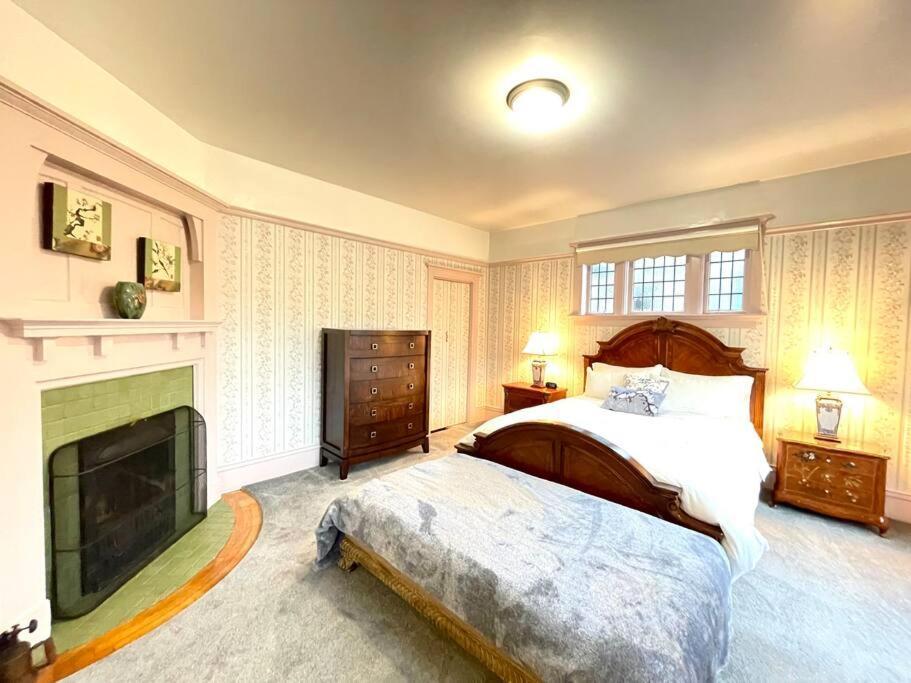 Parlor Suite In Heritage Manor, Fairfield, Near Dt Victoria Exterior photo
