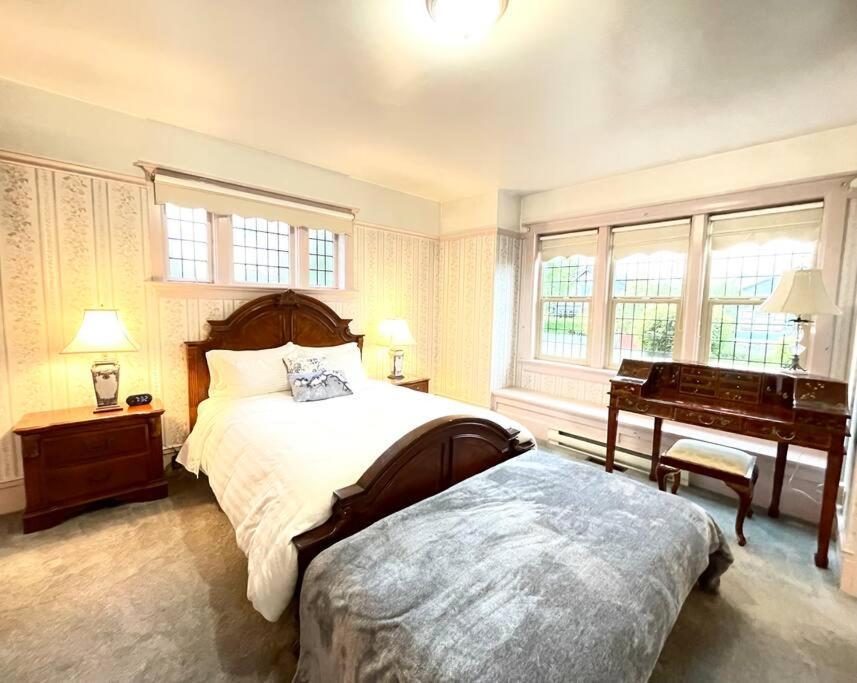 Parlor Suite In Heritage Manor, Fairfield, Near Dt Victoria Exterior photo